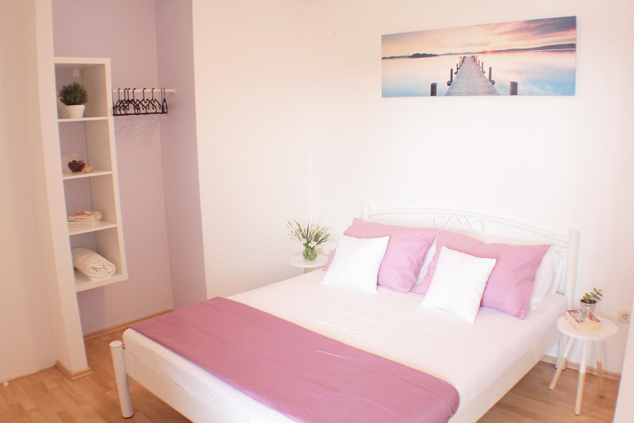 Apartmani Adrijan Krk Veglia Exterior foto